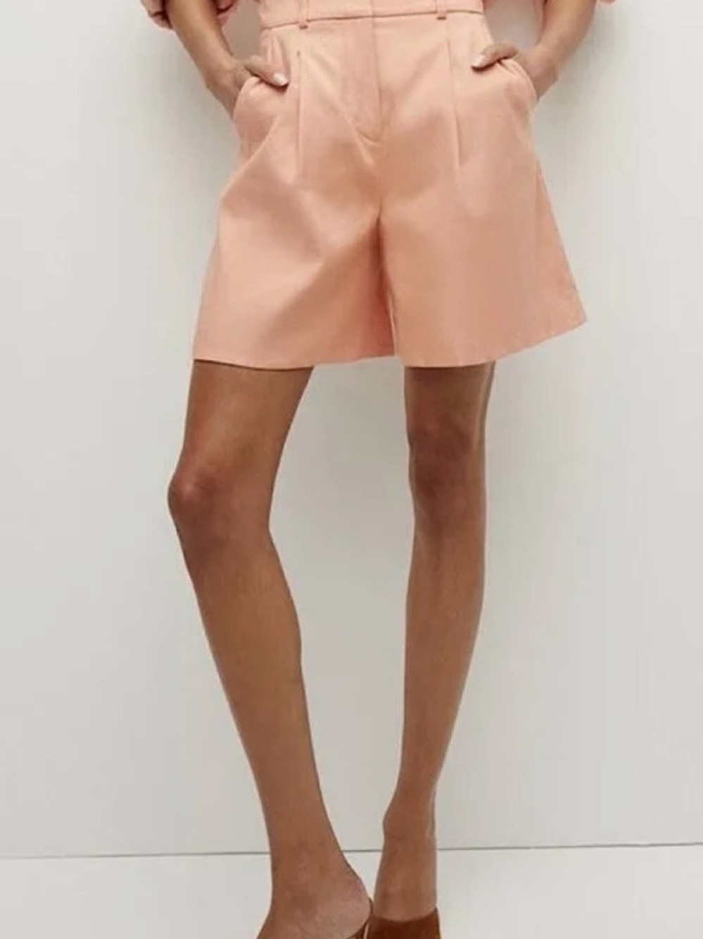 Veronica Beard Noemi Pleated Linen Shorts Peach Size 8 NWOT